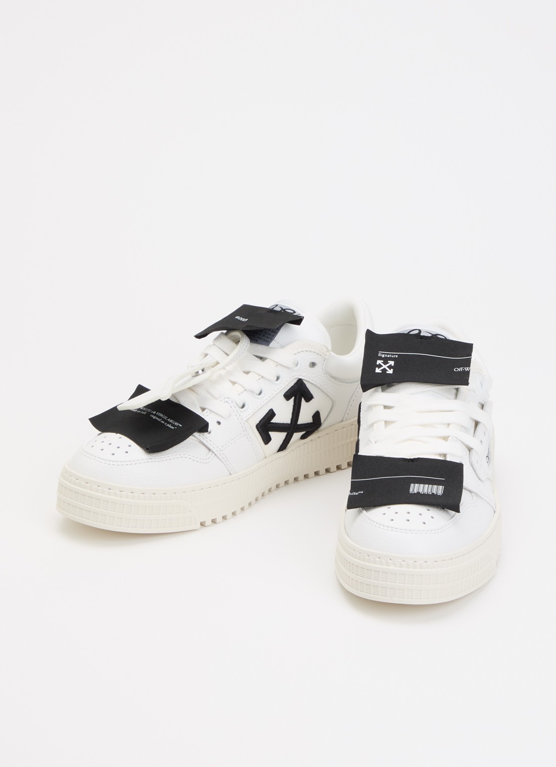 Off-White Low Top 3.0 Off Court sneaker met details van leer - detail wit