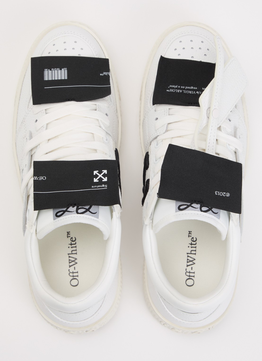 Off-White Low Top 3.0 Off Court sneaker met details van leer - detail 2 wit