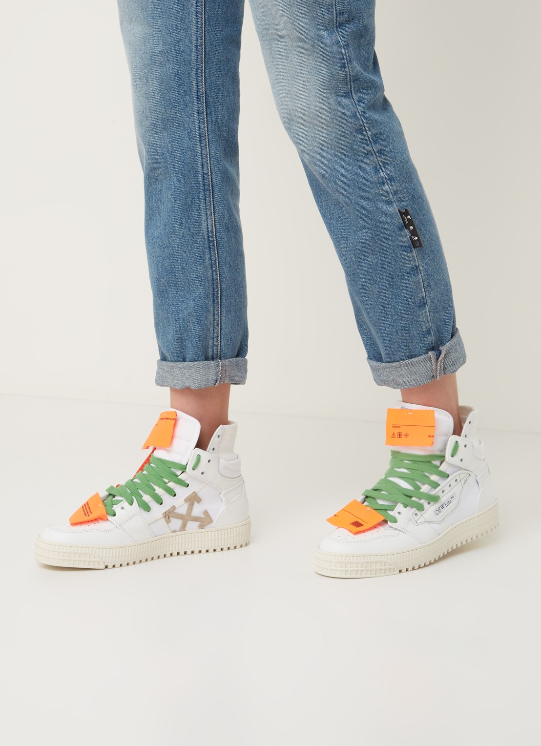 Off-White Off Court 3.0 sneaker van leer  - voorkant 5 wit