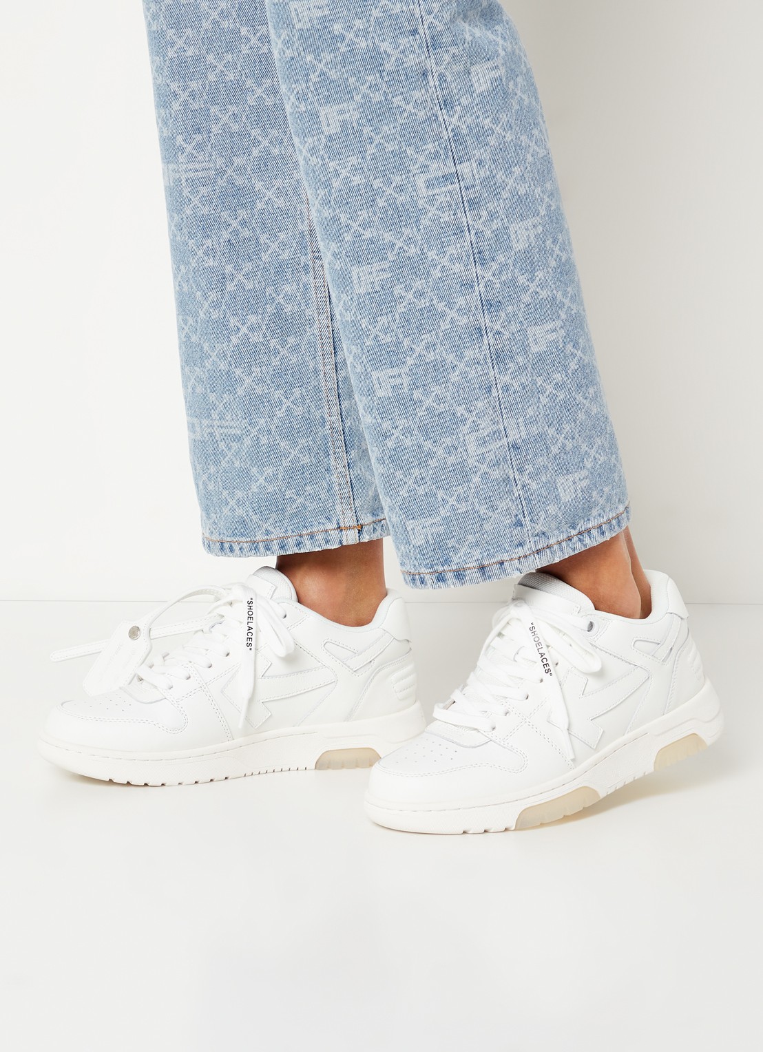 Off-White Out of Office sneaker van kalfsleer - voorkant 7 wit