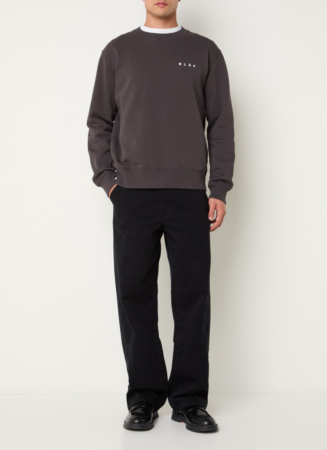OLAF Crafted Face sweater met logo- en backprint - voorkant 4 antraciet