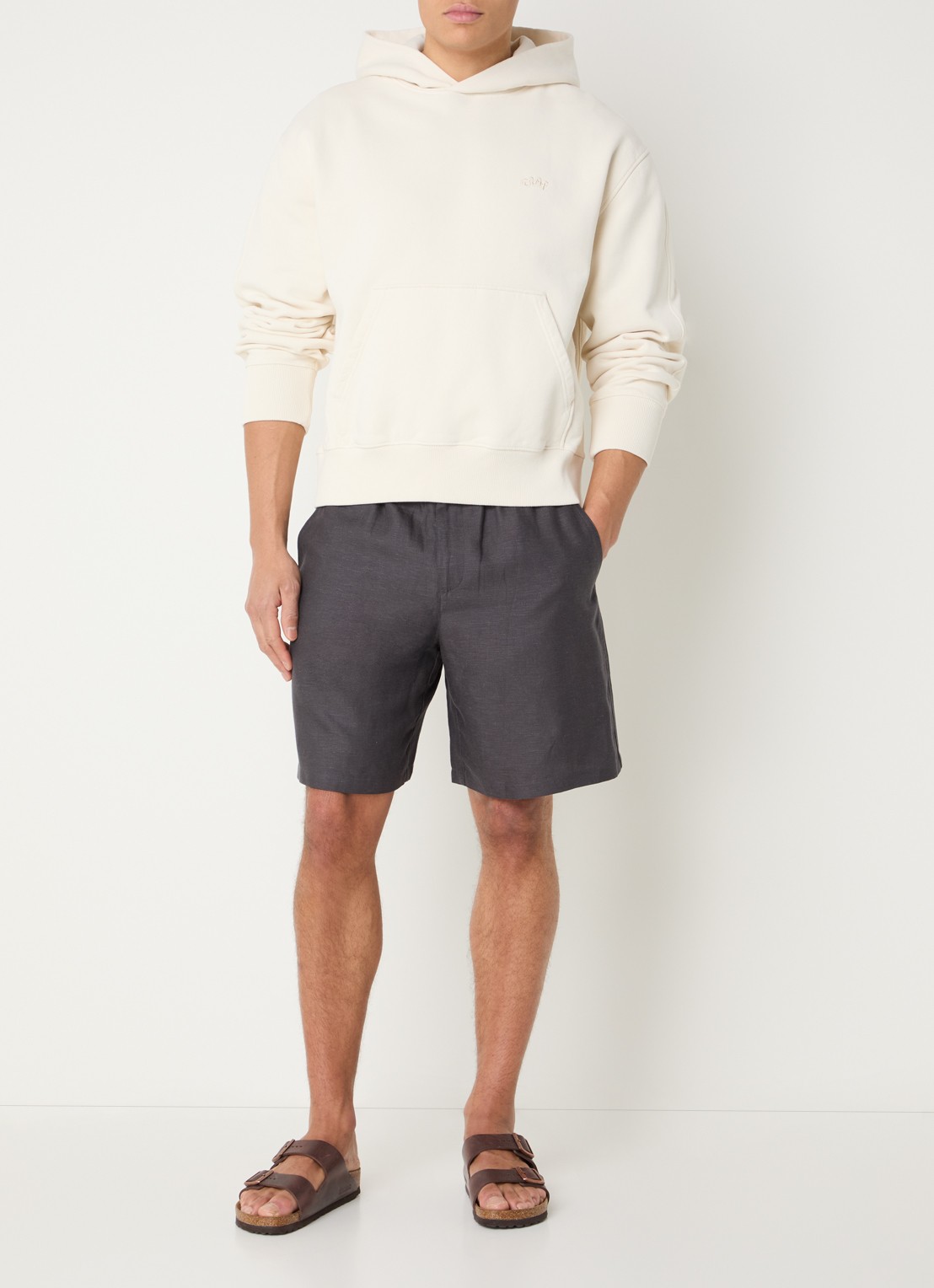 OLAF Hoodie met logo - voorkant 2 creme