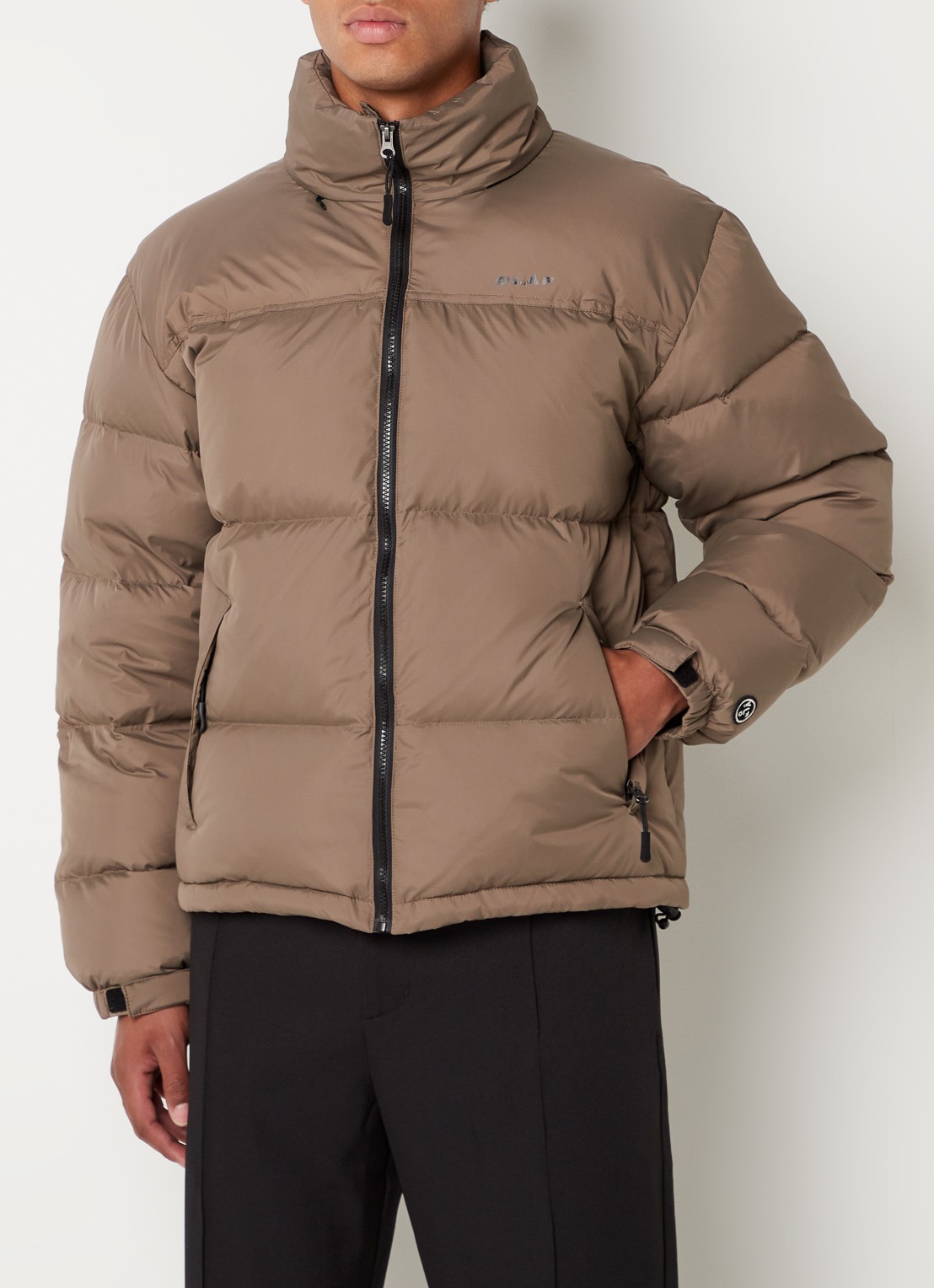 OLAF Puffer jack met donsvulling en opbergbare capuchon - detail 3 taupe