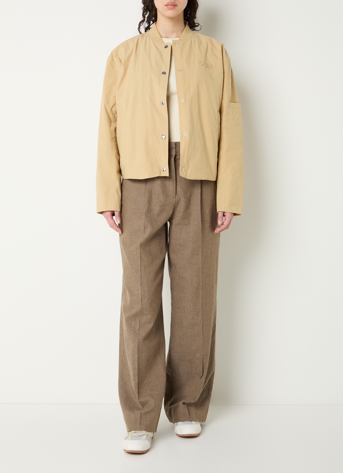 OLAF Retro jack met logo en steekzakken - voorkant 4 khaki