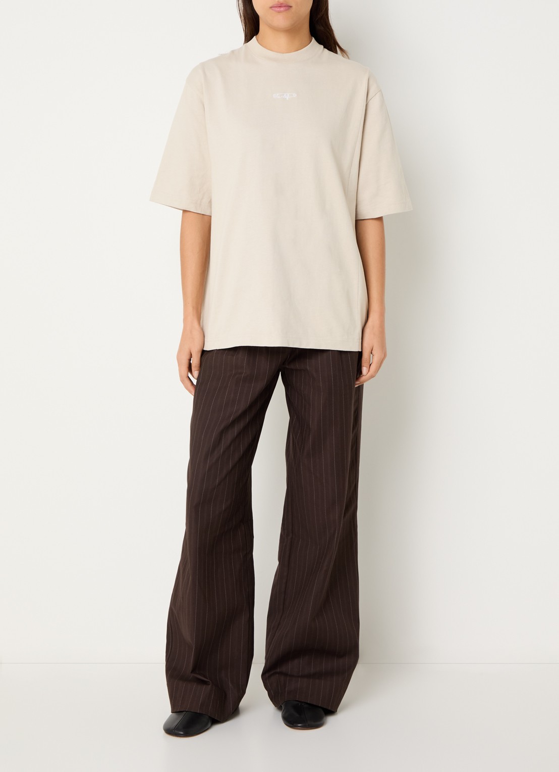 OLAF T-shirt met logo - voorkant 3 beige