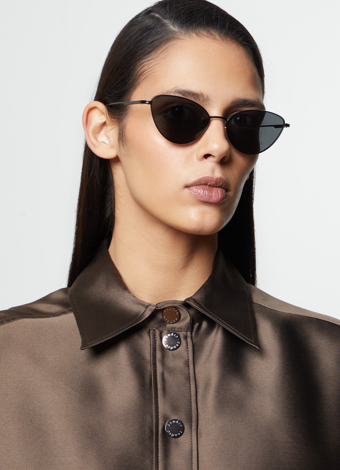 Oliver Peoples 1998C zonnebril OV1328S - voorkant 2 zwart