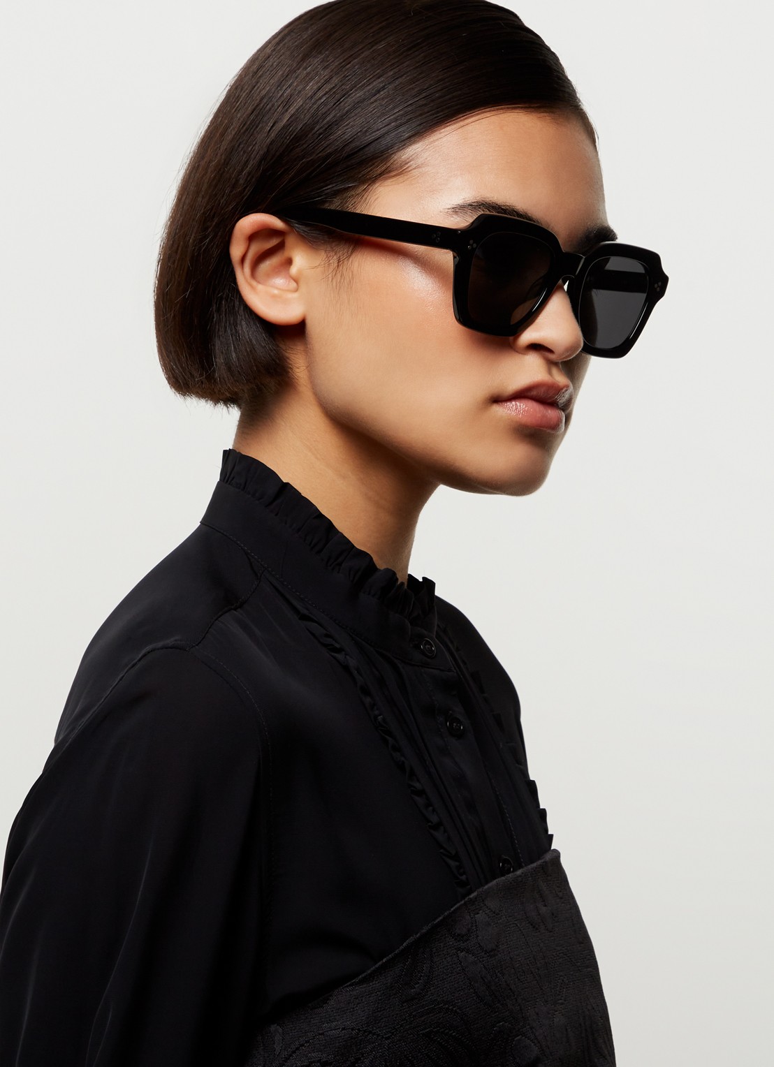 Oliver Peoples Kienna zonnebril OV5526SU - voorkant 5 zwart