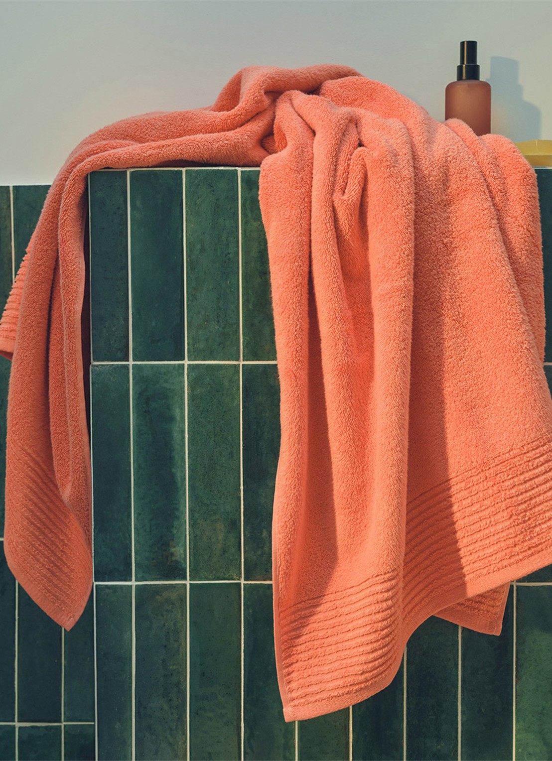 Olivier Desforges ALIZEE   Azur     Guest towel - detail 3 vuurrood