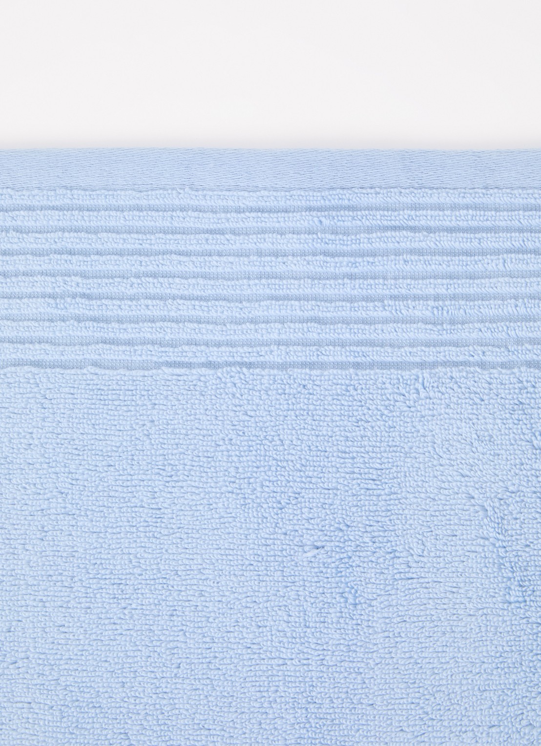 Olivier Desforges Alizee badhanddoek  - 450 gr/m² - 100 x 50 cm - detail lichtblauw