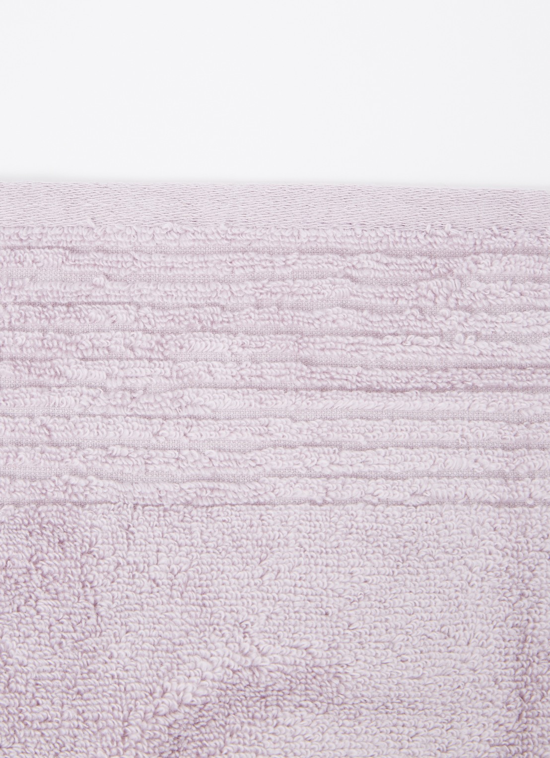 Olivier Desforges Alizee badlaken van katoen 450 gr/m2 - 70 x 140 cm - detail 2 lichtpaars