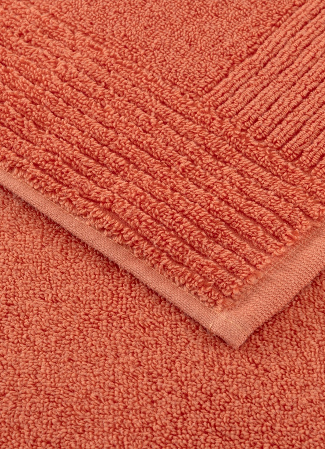 Olivier Desforges ALIZEE   Nectar      Bath mat - detail 2 vuurrood