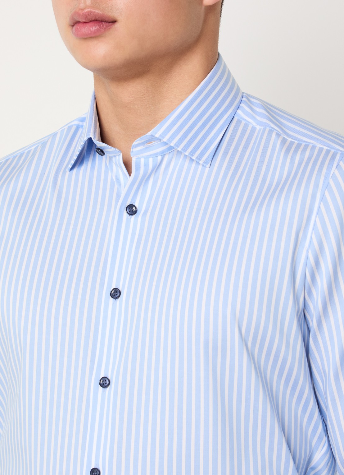 Olymp Level 5 slim fit strijkvrij overhemd met streepprint - detail 4 lichtblauw