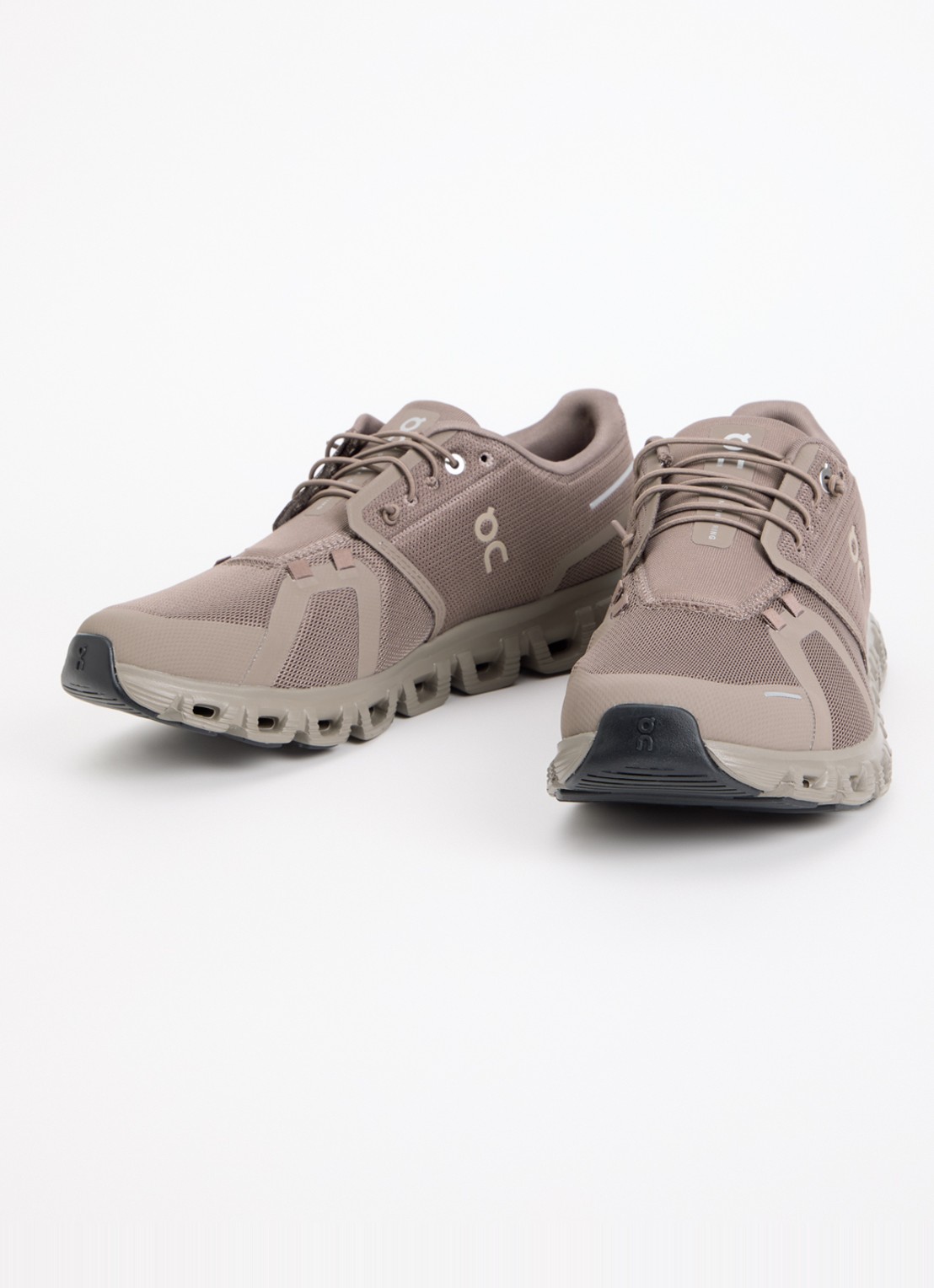 On Cloud 6 sneaker van mesh met logo - detail 2 lichtbruin
