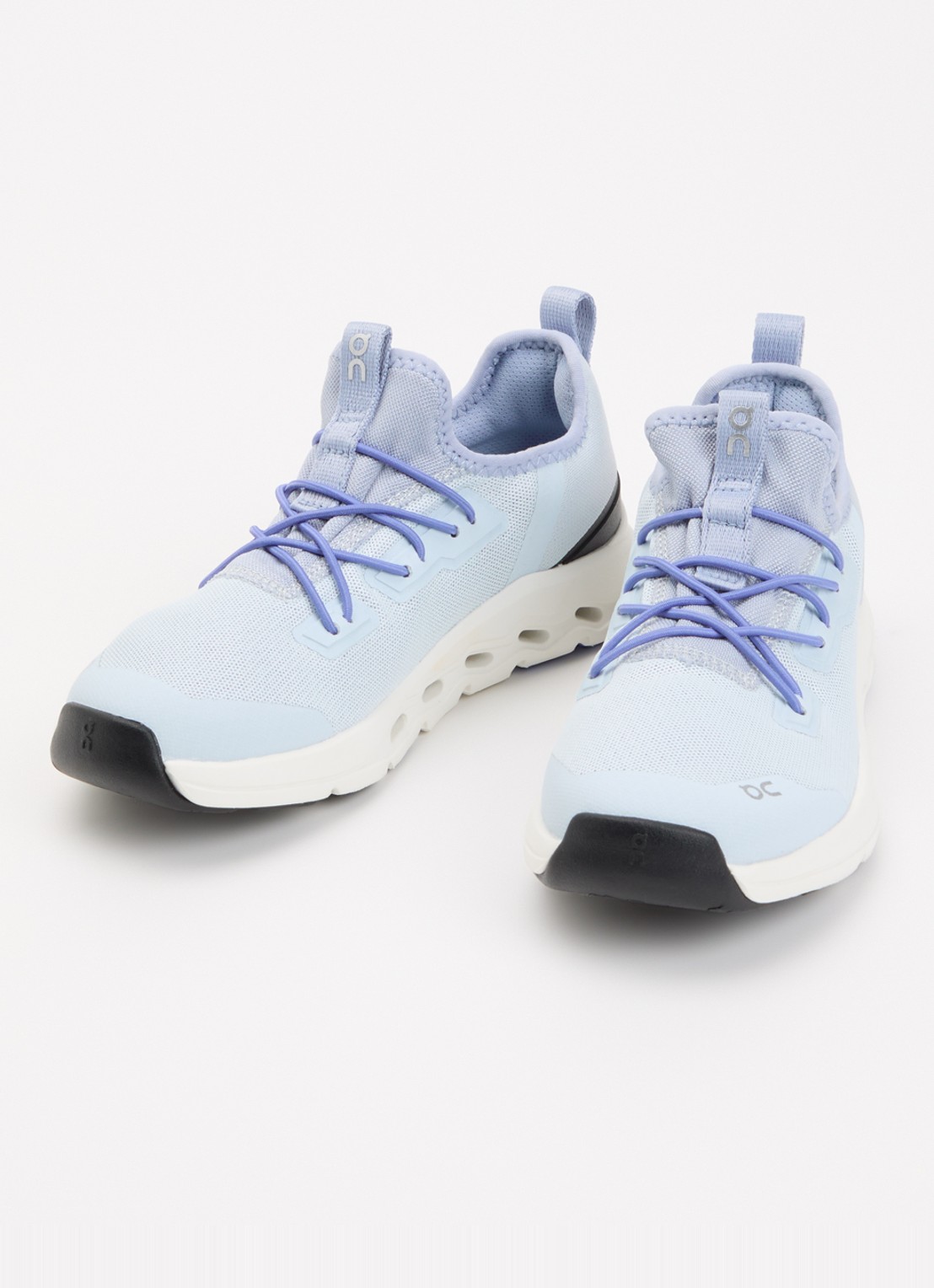 On Cloudleap sneaker met gebreid bovenwerk - voorkant 3 beige