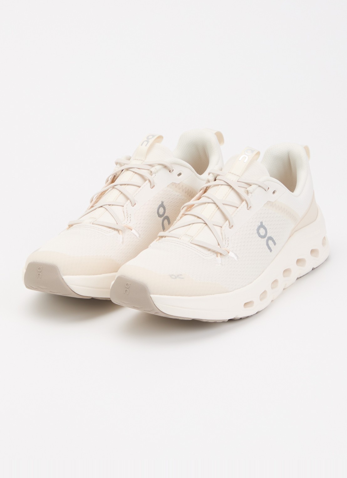 On Cloudleap sneaker met mesh details - voorkant 2 gebroken wit