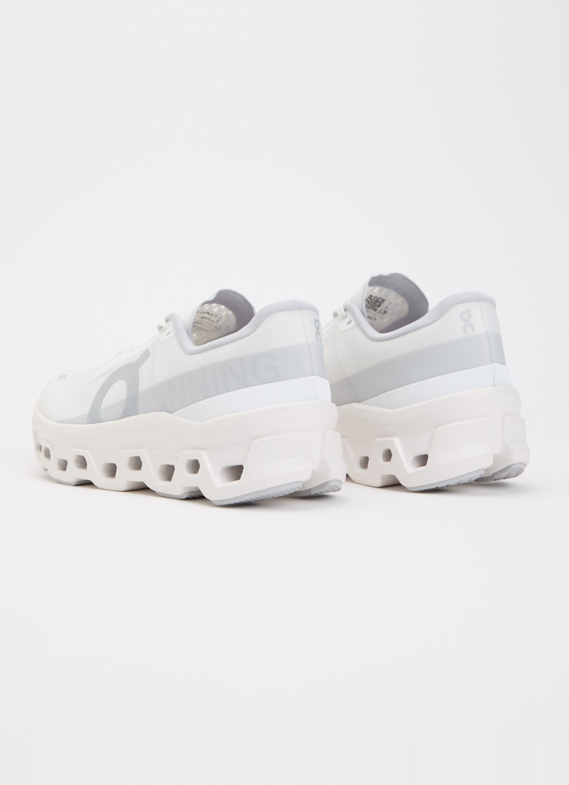 On Cloudmonster 1 hardloopschoen van mesh met logo  - achterkant 4 wit