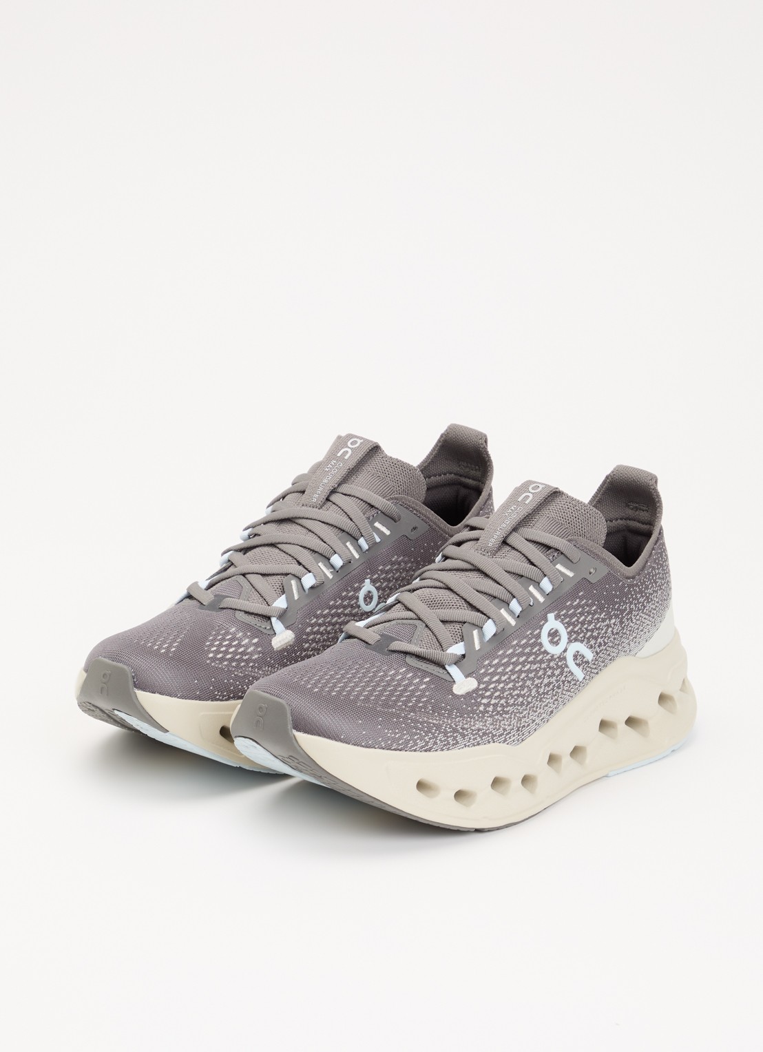 On Cloudsurfer Max sneaker met gebreid bovenwerk - detail 3 antraciet