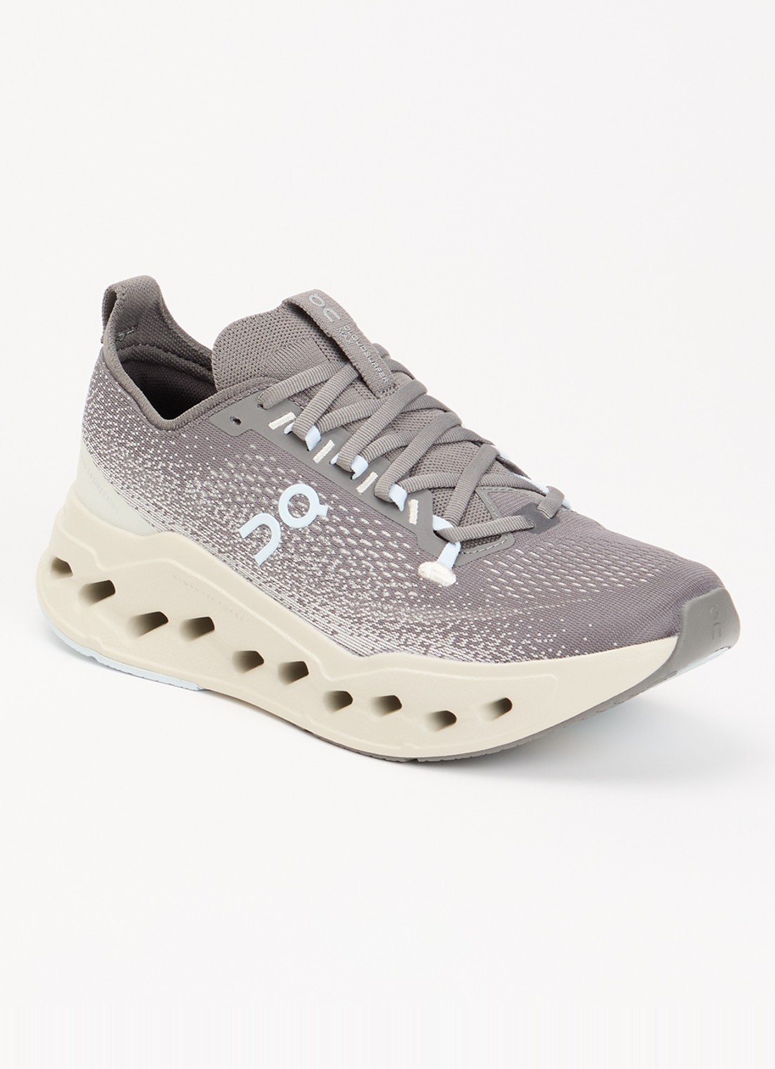 On Cloudsurfer Max sneaker met gebreid bovenwerk - voorkant antraciet