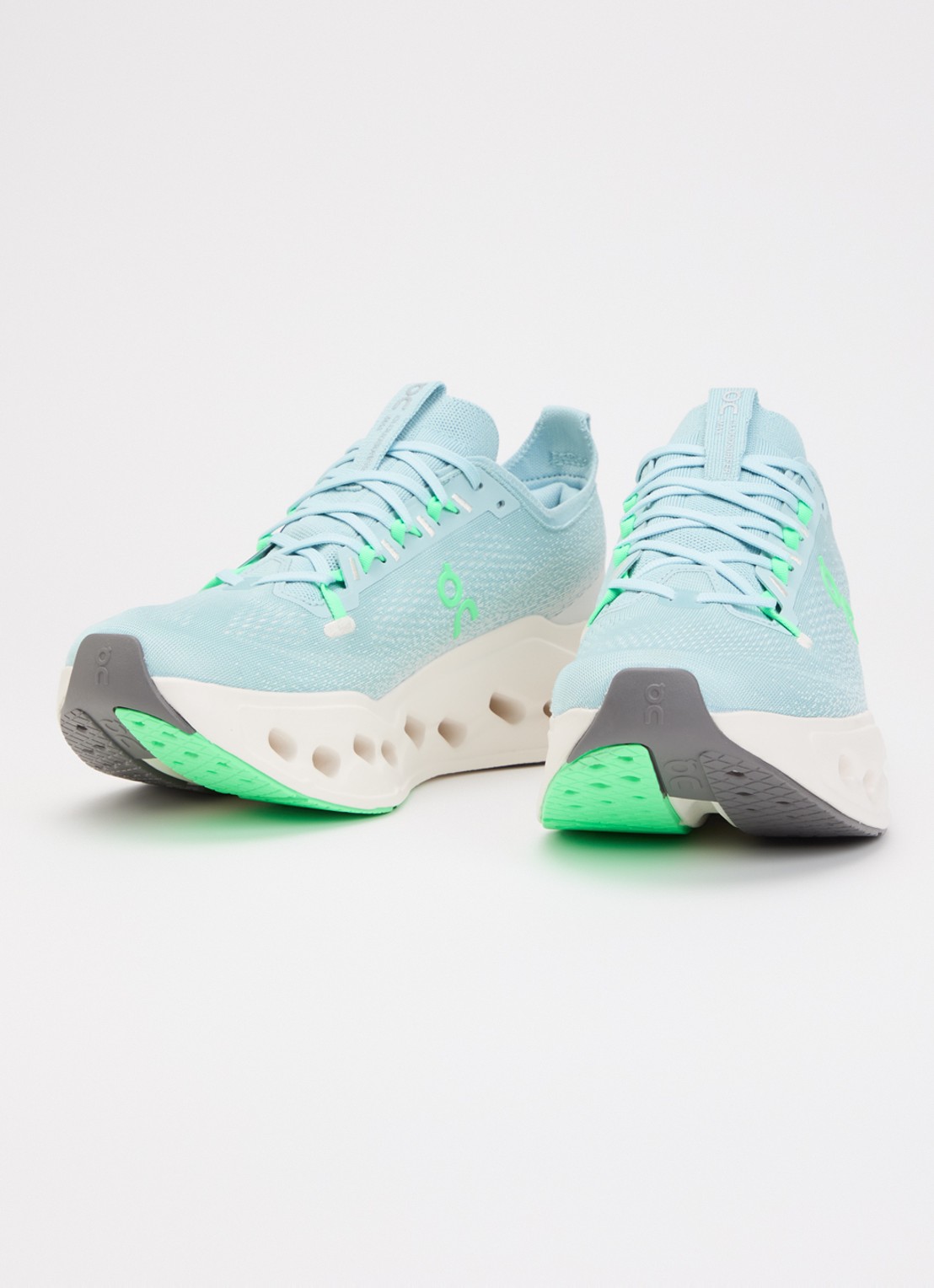 On Cloudsurfer Max sneaker met gebreid bovenwerk - detail 2 blauw