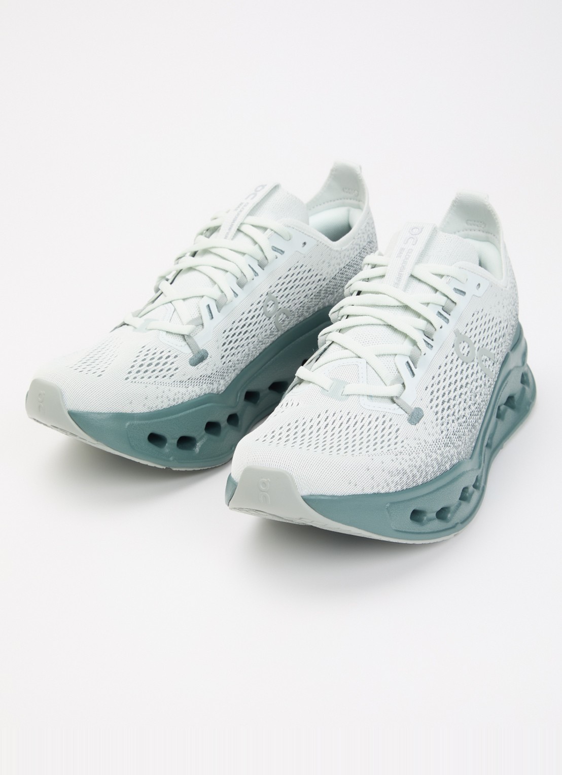 On Cloudsurfer Max sneaker van mesh met logo - detail 3 zeegroen