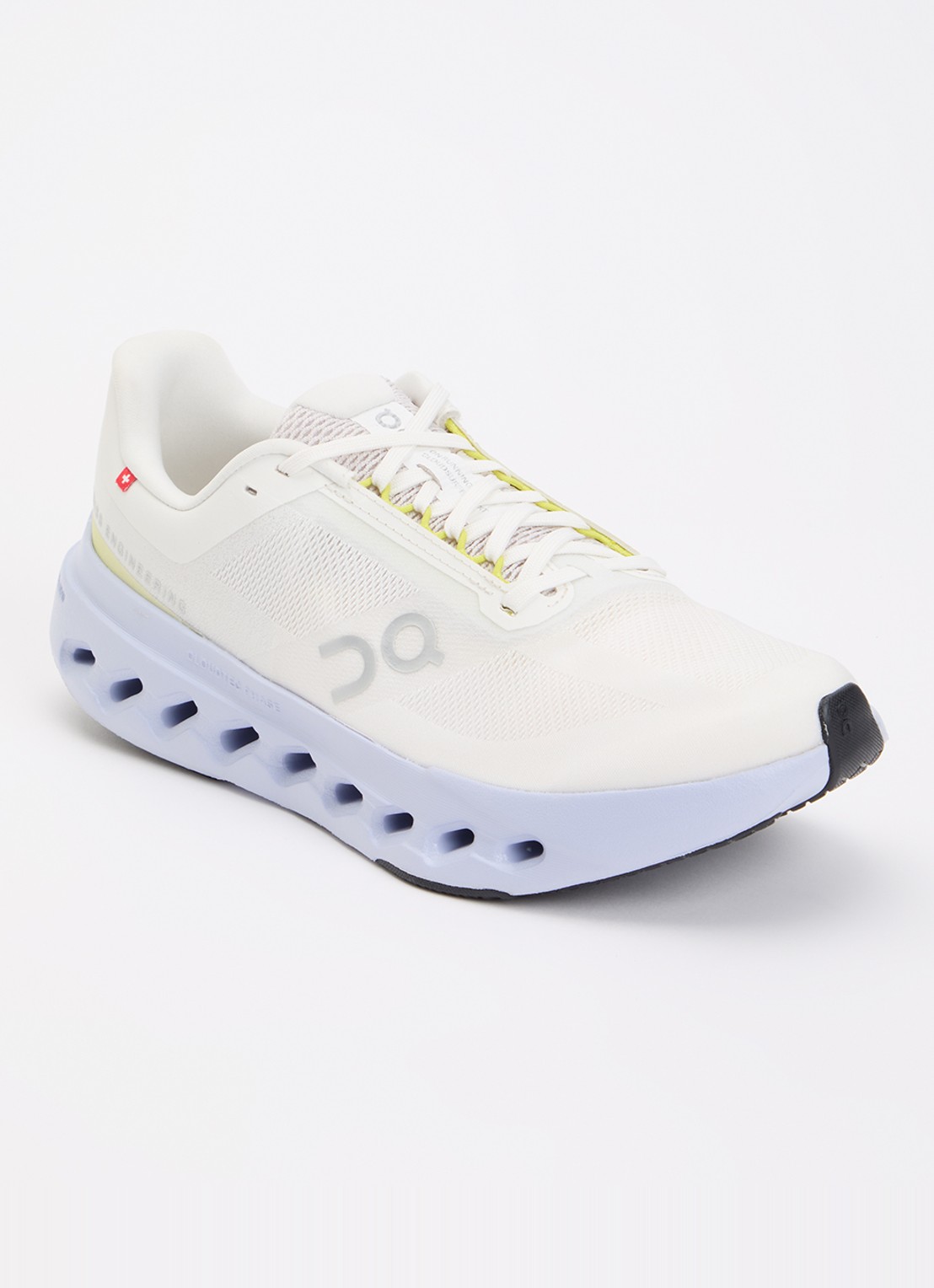 On Cloudsurfer Next sneaker met mesh details - voorkant ivoor