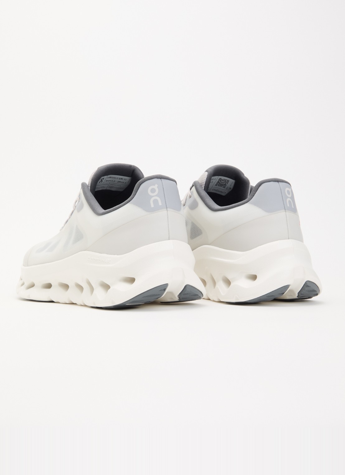 On Cloudtilt Remix sneaker van mesh met logo - achterkant 2 lichtgrijs