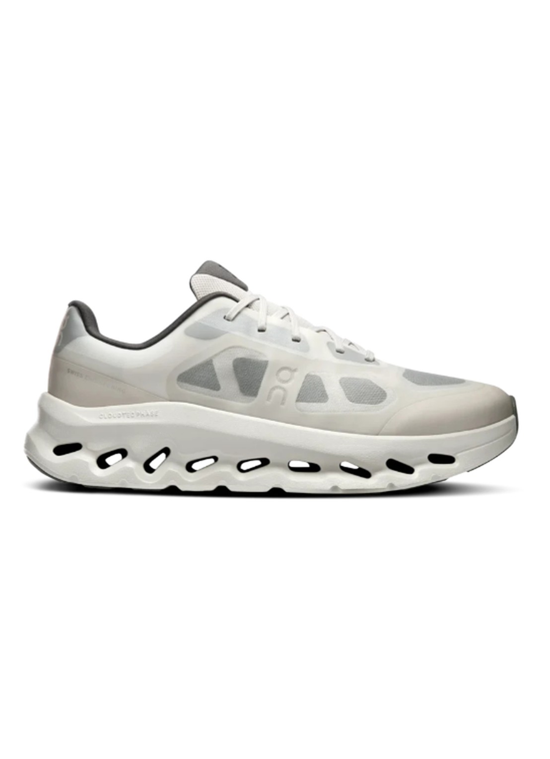 On Cloudtilt Remix sneaker van mesh met logo - voorkant lichtgrijs