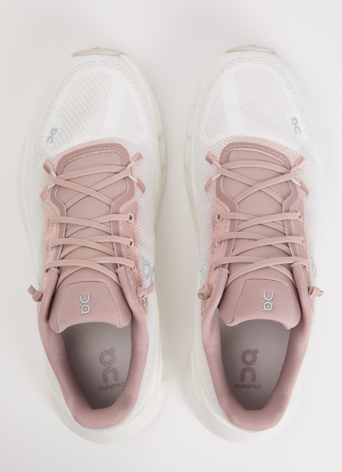 On Cloudtilt sneaker met gebreid bovenwerk - detail 4 oudroze
