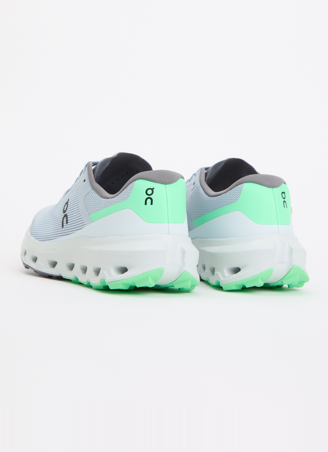 On Cloudvista 3 sneaker met gebreid bovenwerk - achterkant blauwgrijs