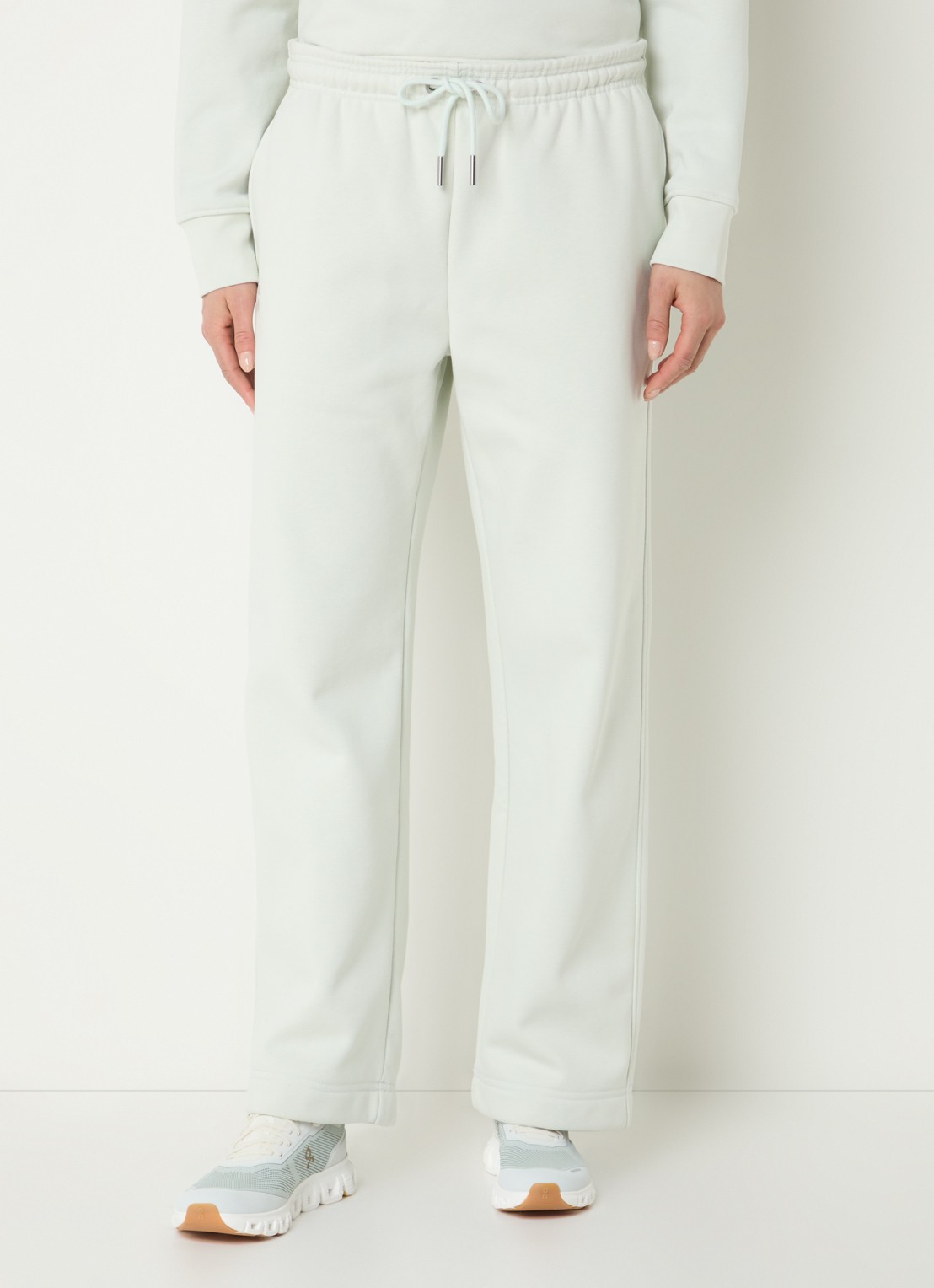On Club Collective high waist straight fit joggingbroek met steekzakken - detail 3 lichtgroen