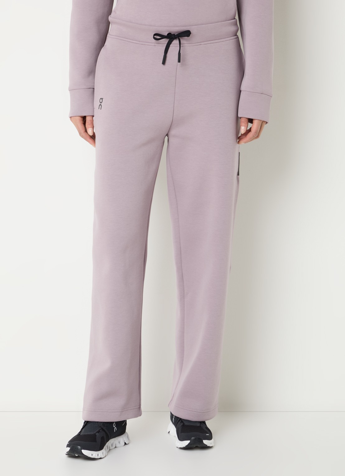 On Focus Tech high waist straight fit joggingbroek met steekzakken - detail 4 oudroze