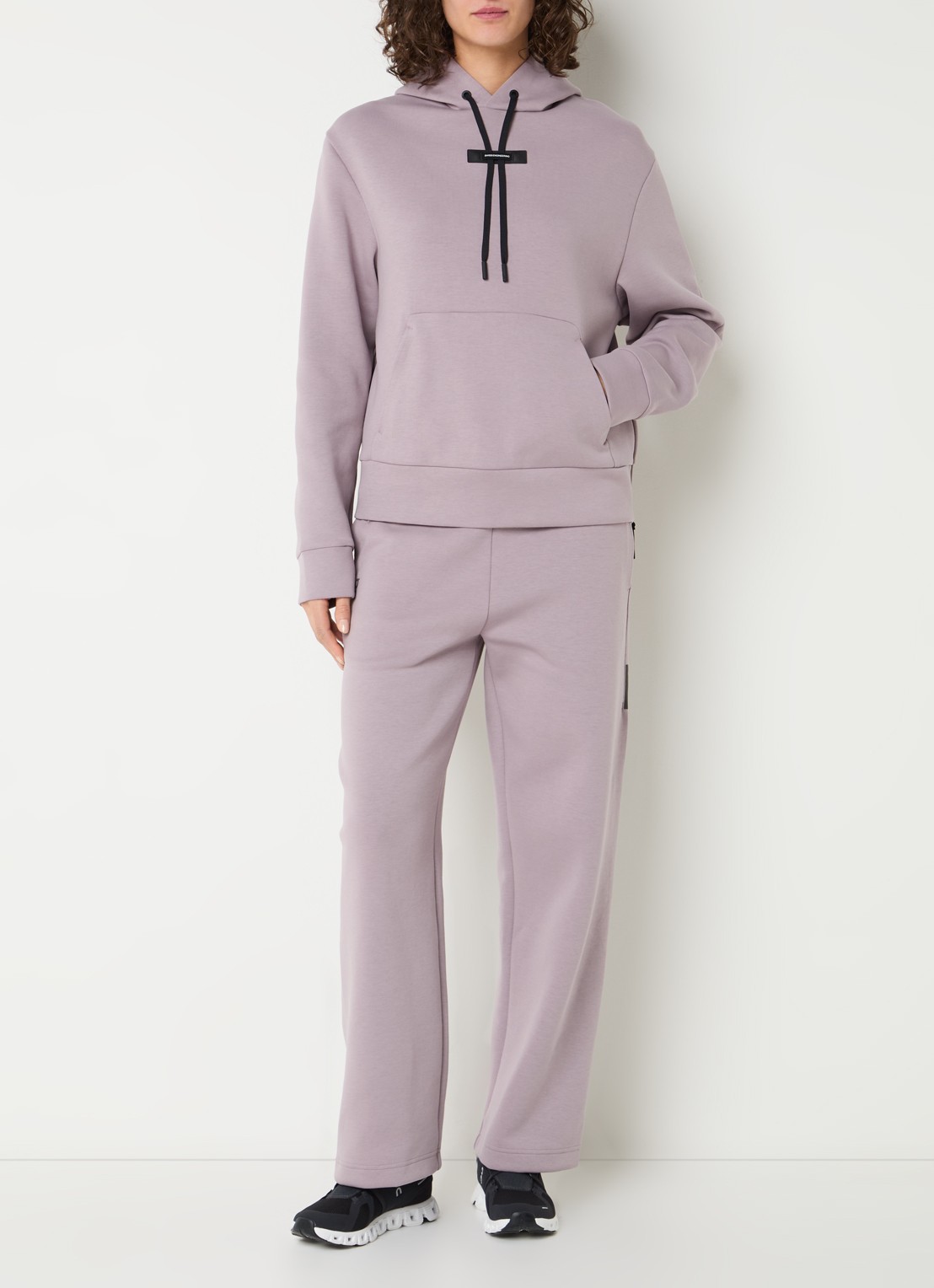 On Focus Tech high waist straight fit joggingbroek met steekzakken - voorkant 2 oudroze