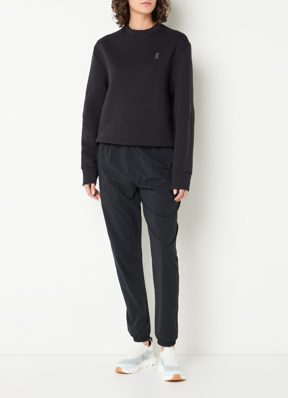 On Focus Tech sweater met logo - voorkant 3 zwart