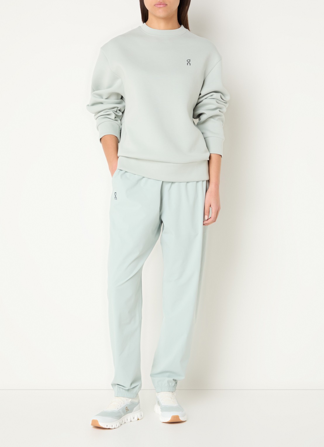 On Focus Tech sweater met logo - voorkant 2 lindegroen