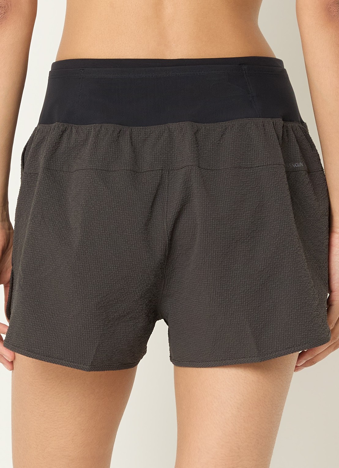 On Performance high waist loose fit trainingslegging met logo - achterkant donkergrijs