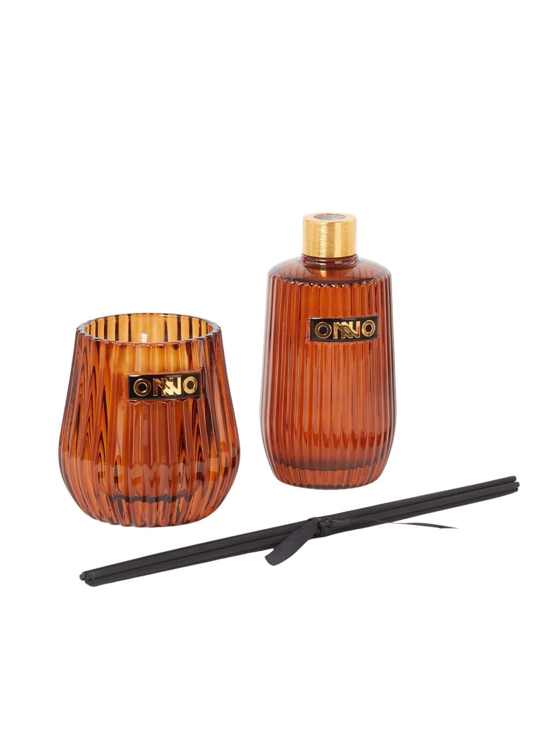 Onno Ginger Fig geurstokjes en geurkaars in giftbox 375 ml - achterkant bruin