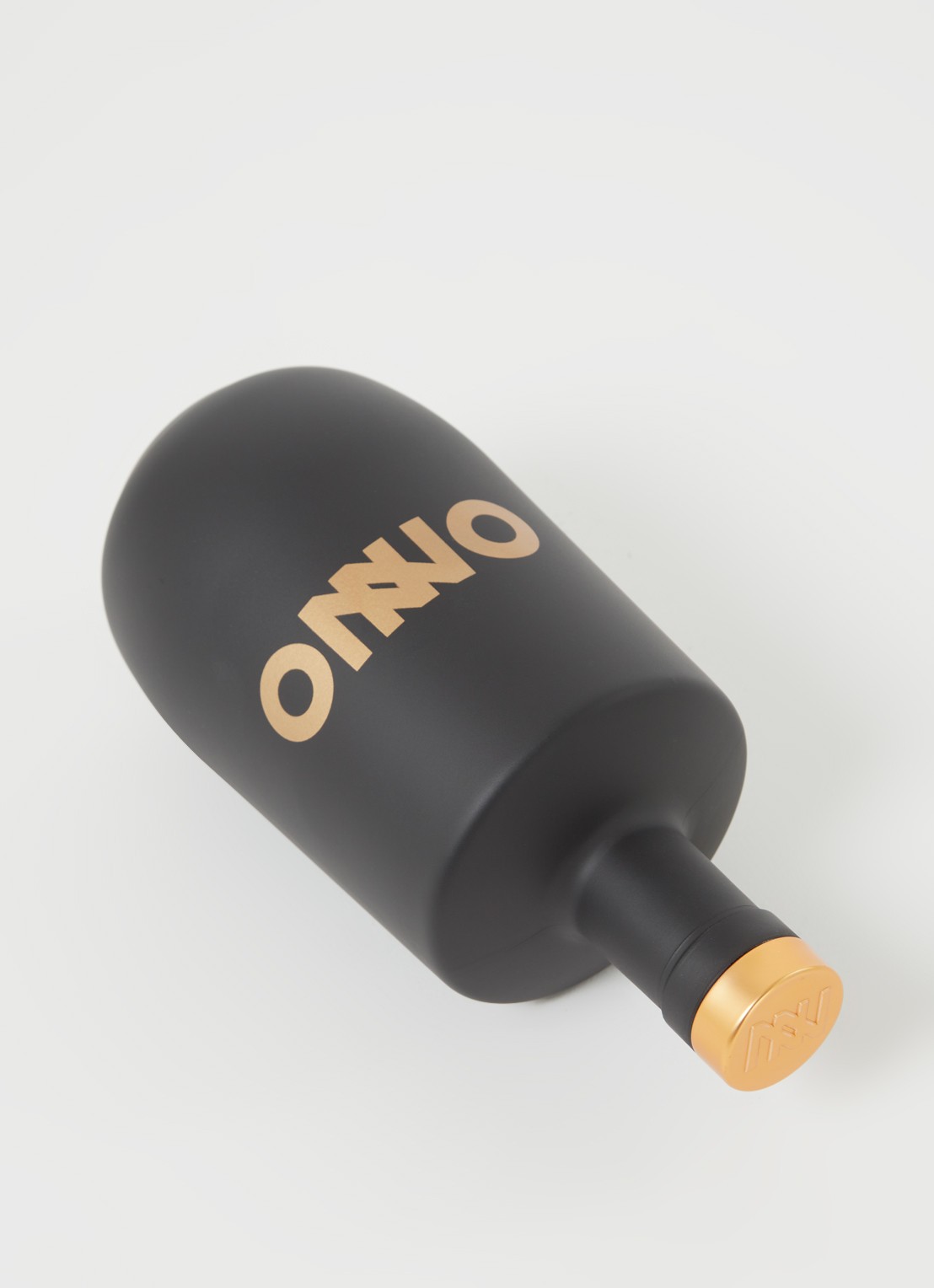 Onno Sage geurstokjes navulling 500 ml - detail zwart