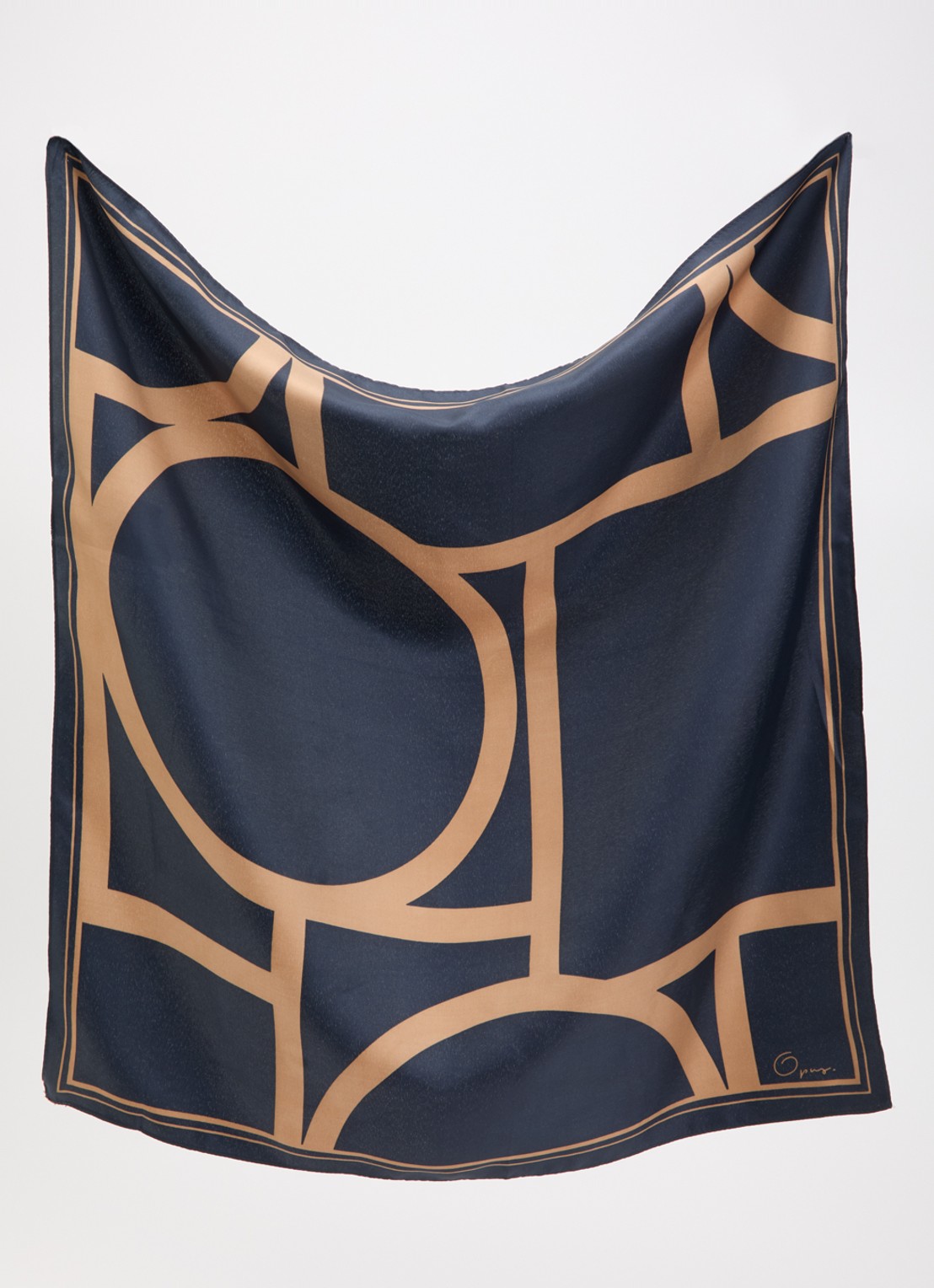 OPUS Aditha sjaal met print 60 x 60 cm - detail 2 donkerblauw
