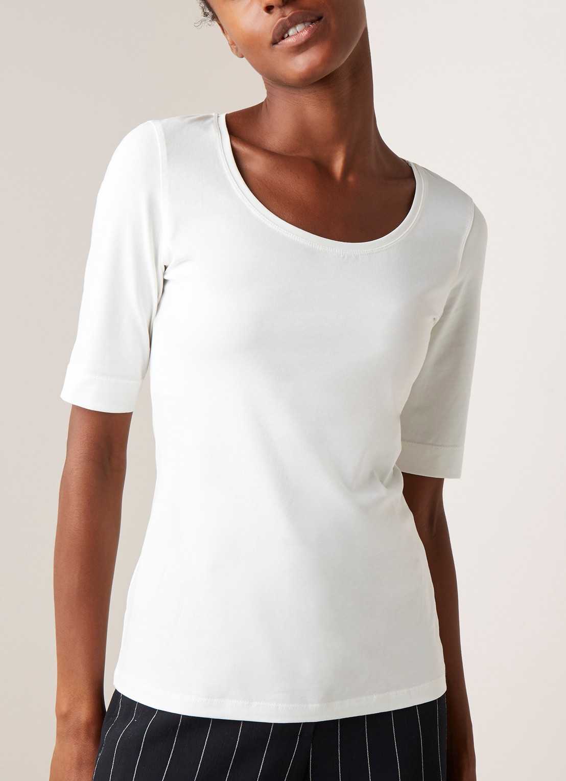 OPUS Daily basic T-shirt van katoen met ronde hals - detail 4 ivoor