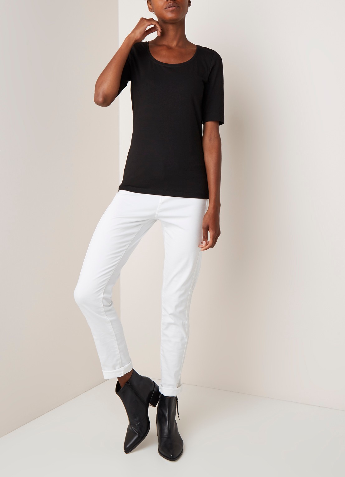 OPUS Daily basic T-shirt van katoen met ronde hals - voorkant 2 zwart