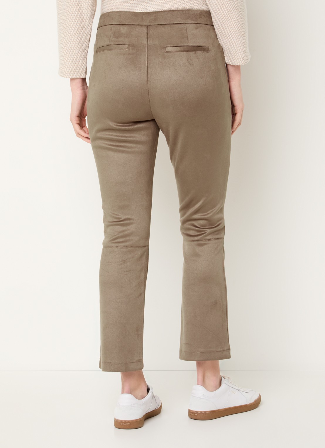 OPUS Elvina high waist slim fit van suèdine - achterkant 4 lichtbruin
