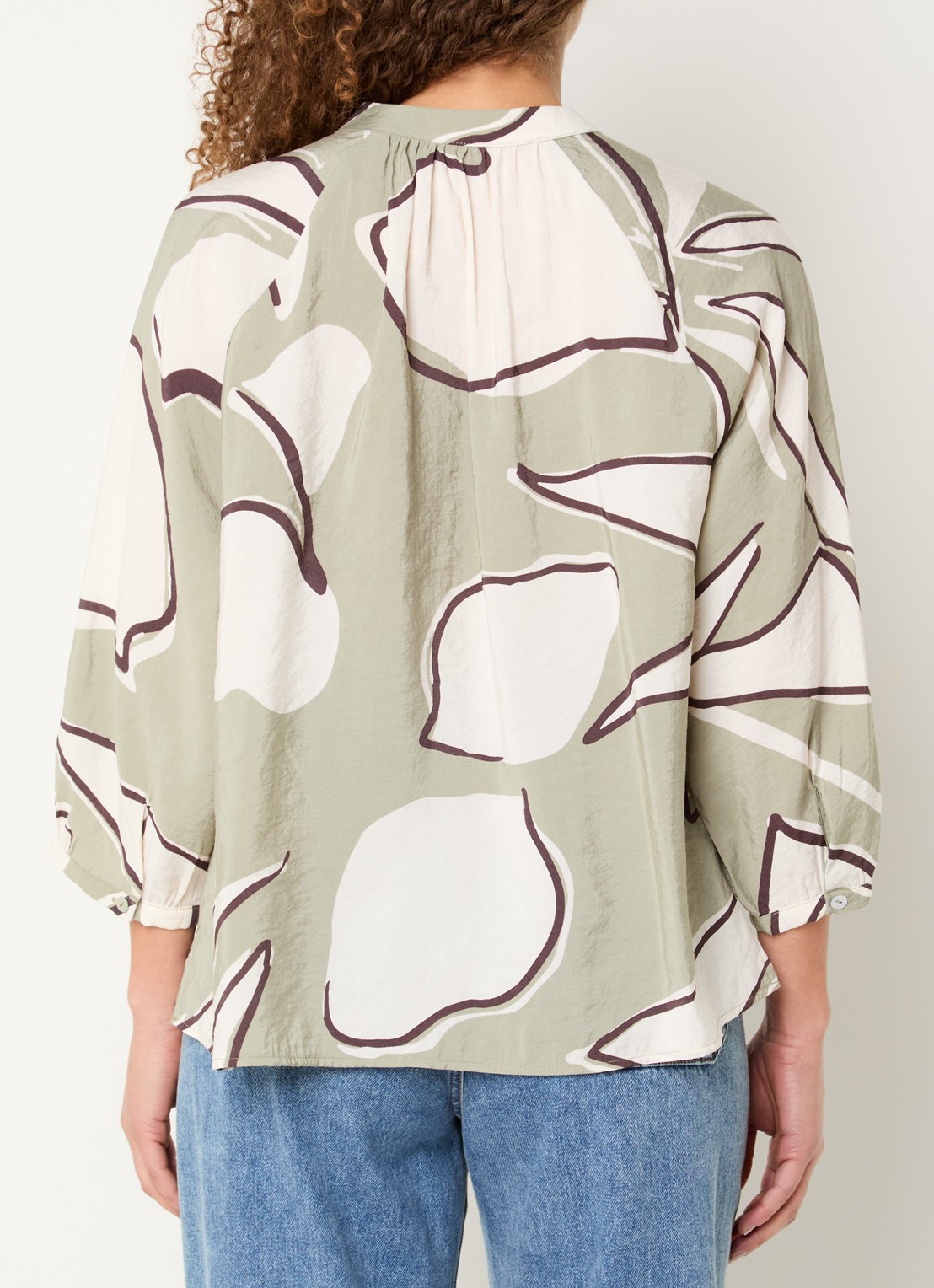 OPUS Faloom blouse met print - achterkant 2 olijfgroen