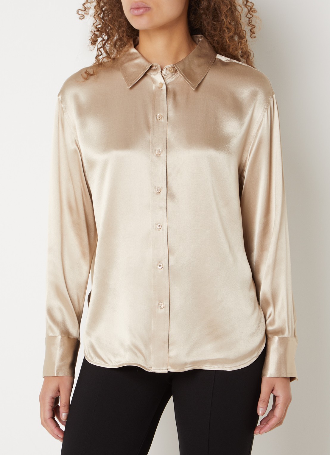 OPUS Feppe blouse van satijn - detail 4 zalmroze
