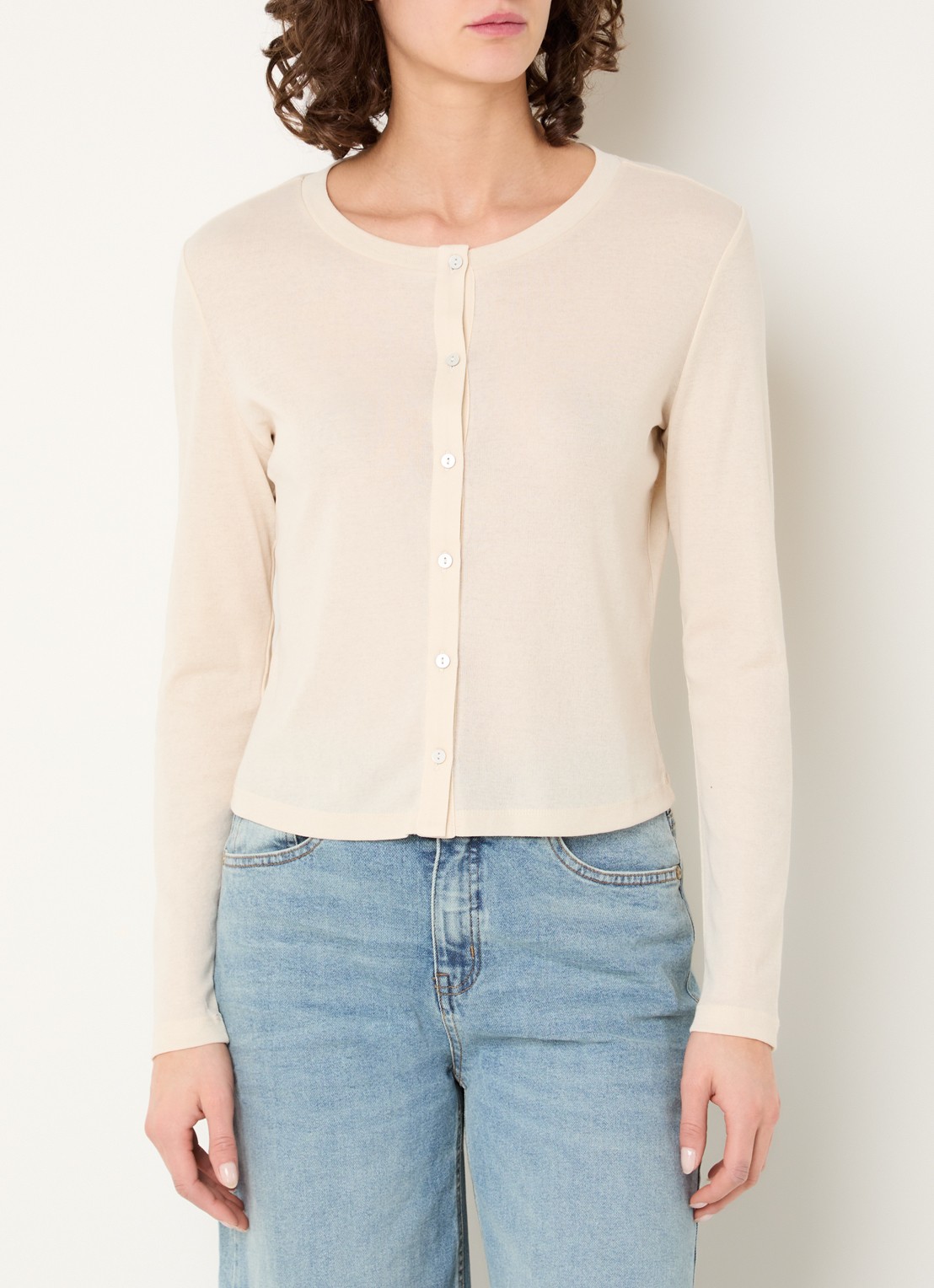 OPUS Fijngebreid vest met ronde hals - detail 2 naturel