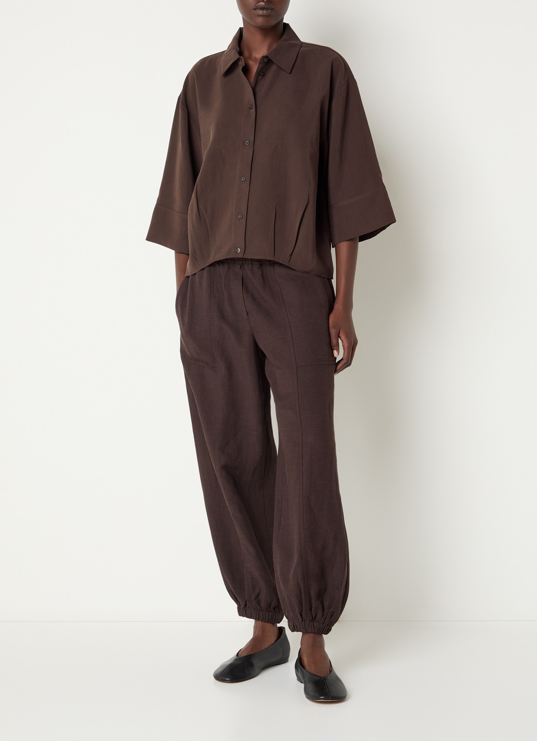 OPUS Fotori blouse met plooidetail - voorkant 2 donkerbruin