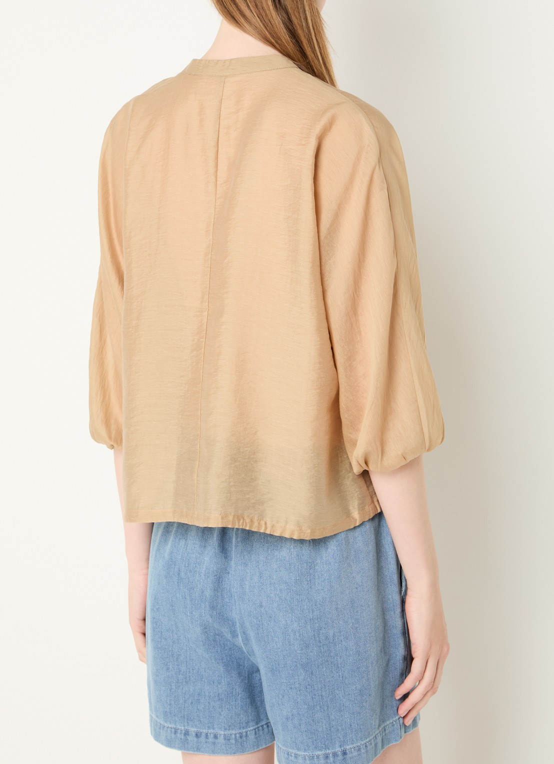 OPUS Funuk blouse in linnenblend met borstzakken - achterkant 4 camel