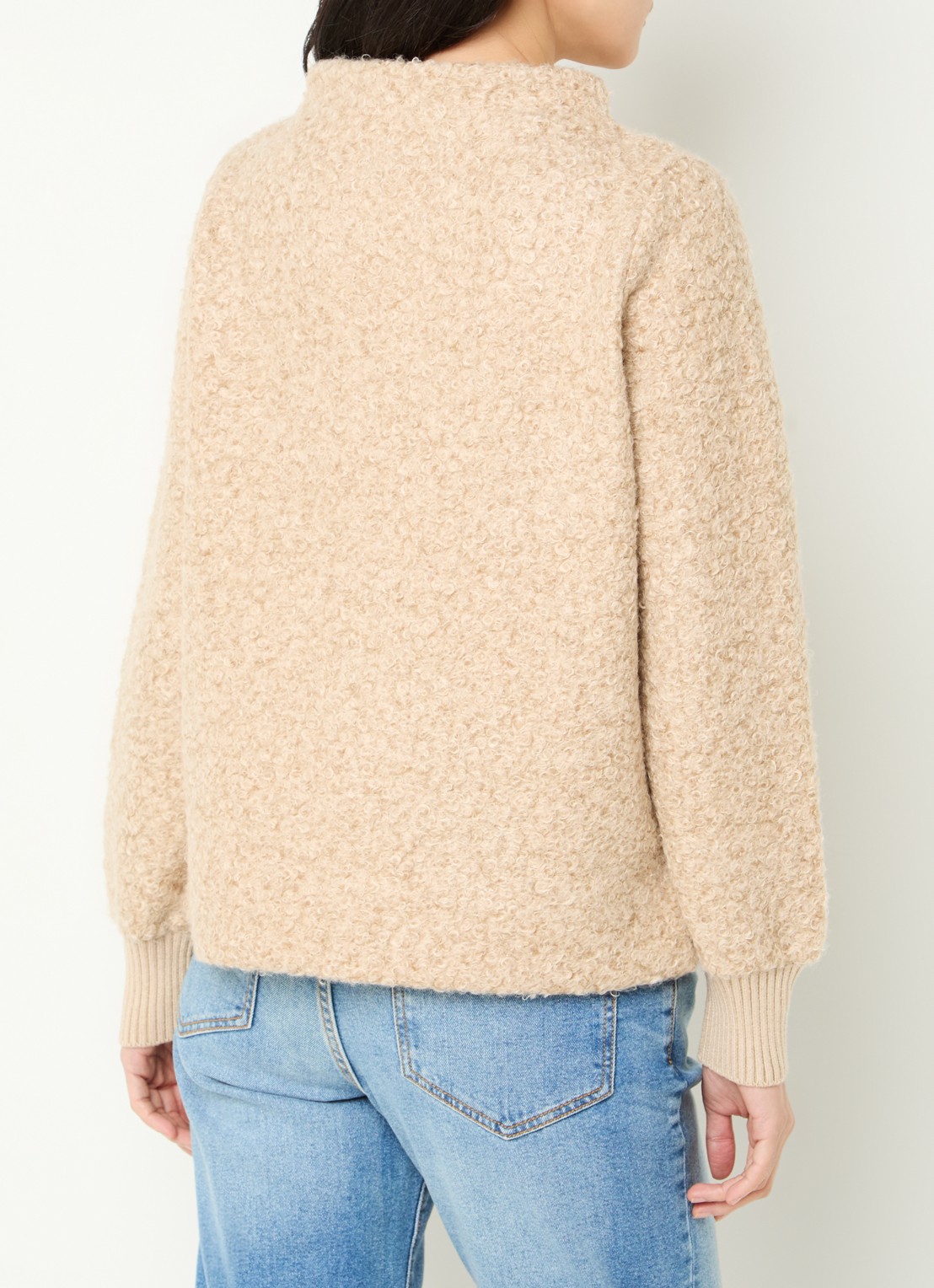 OPUS Gobano grofgebreide trui van bouclé - achterkant beige