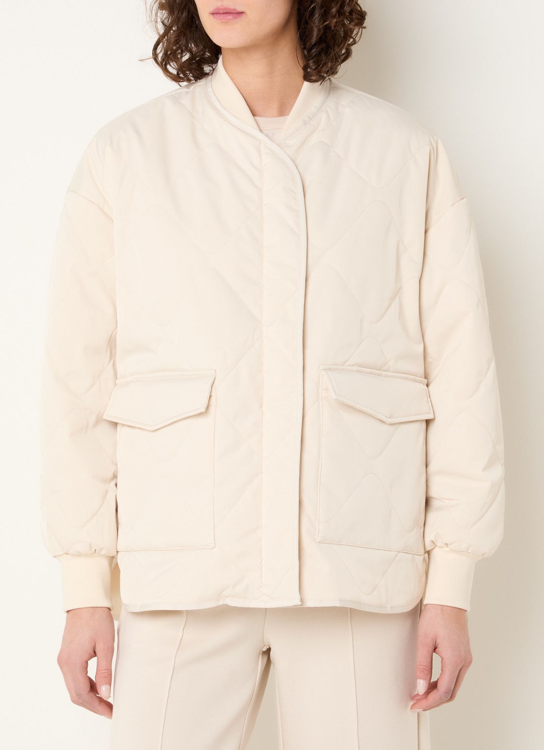 OPUS Hellsy jack met donsvulling - detail naturel