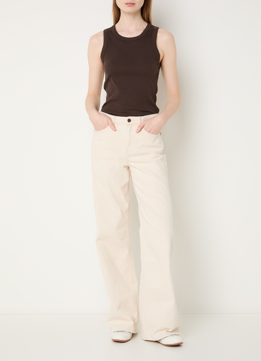 OPUS Ilesso tanktop met stretch - voorkant 3 donkerbruin