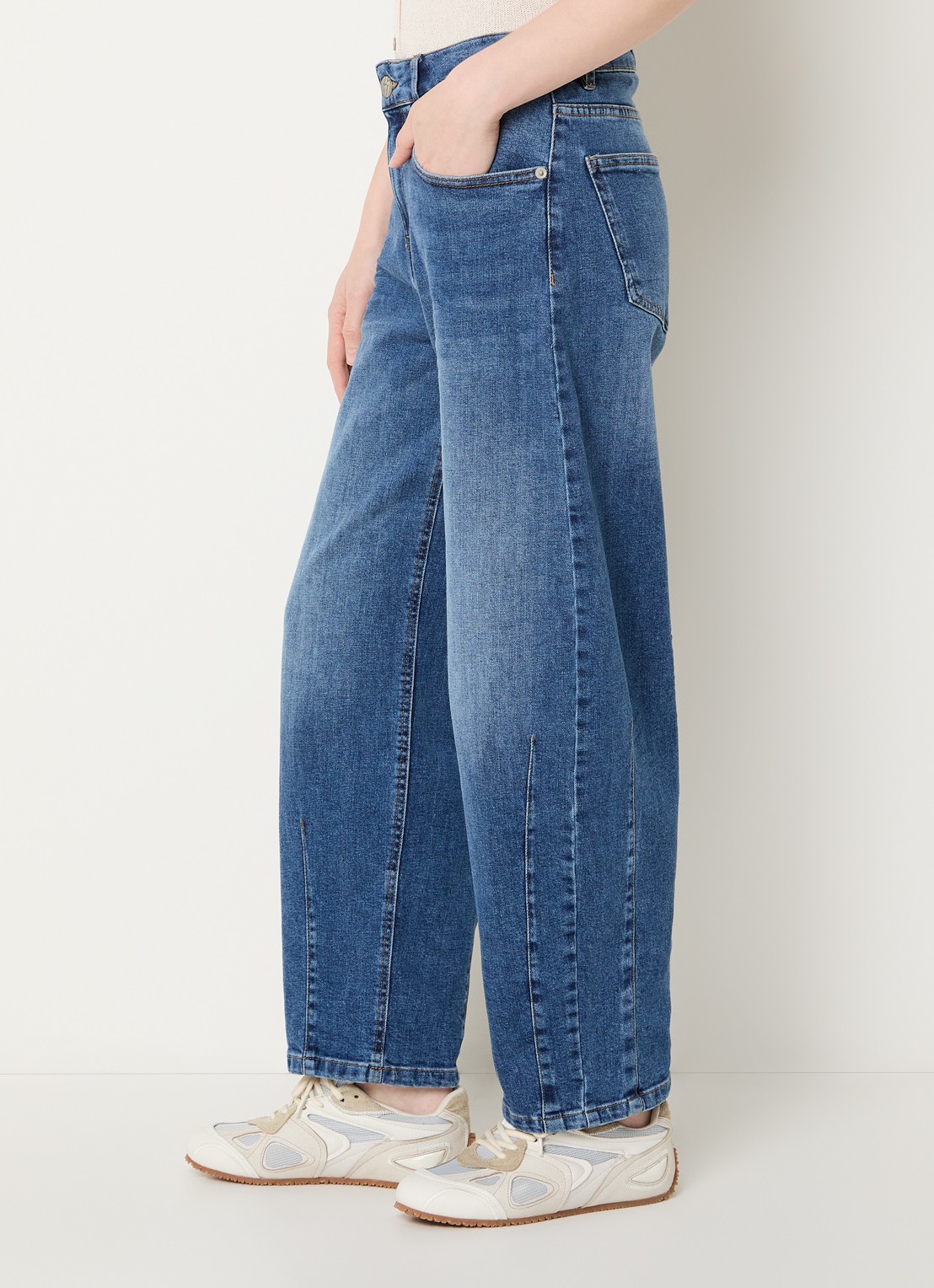 OPUS Lissie mid waist wide fit jeans met medium wassing - detail 3 indigo